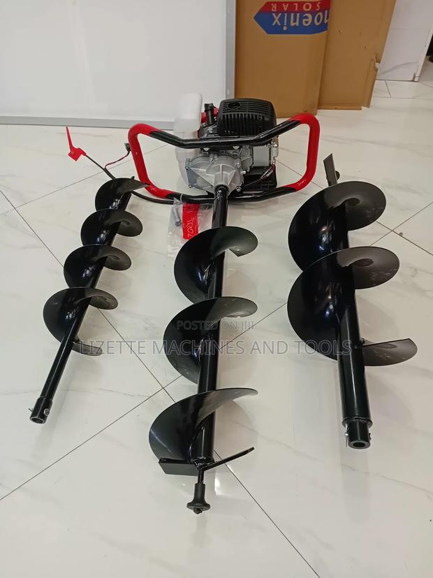 4 Stroke Earth Auger Machine With 3 Drill Bits - thumbnail 2