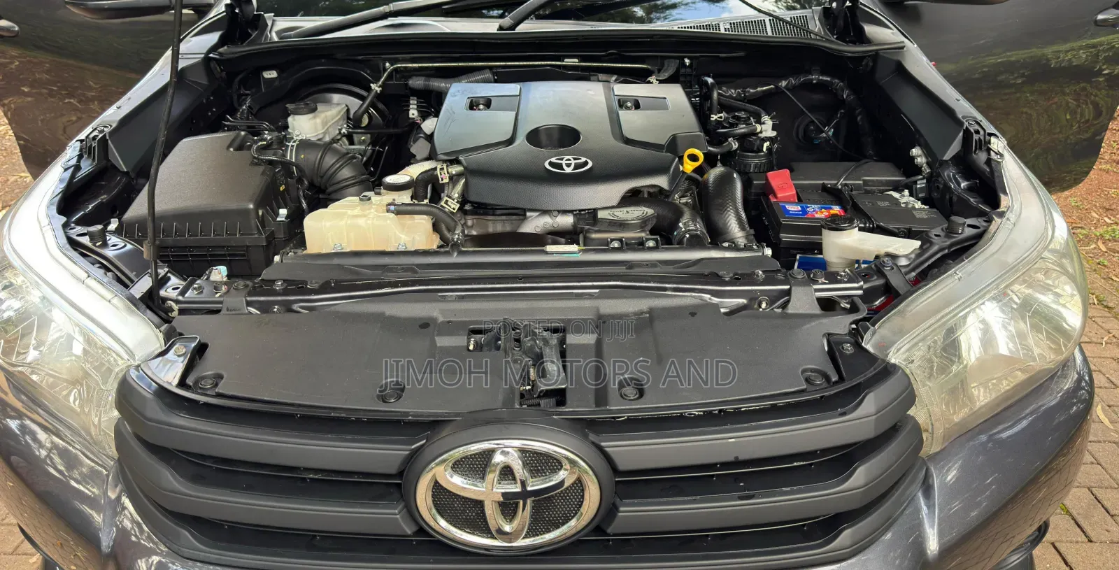 Toyota Hilux 2025 Black