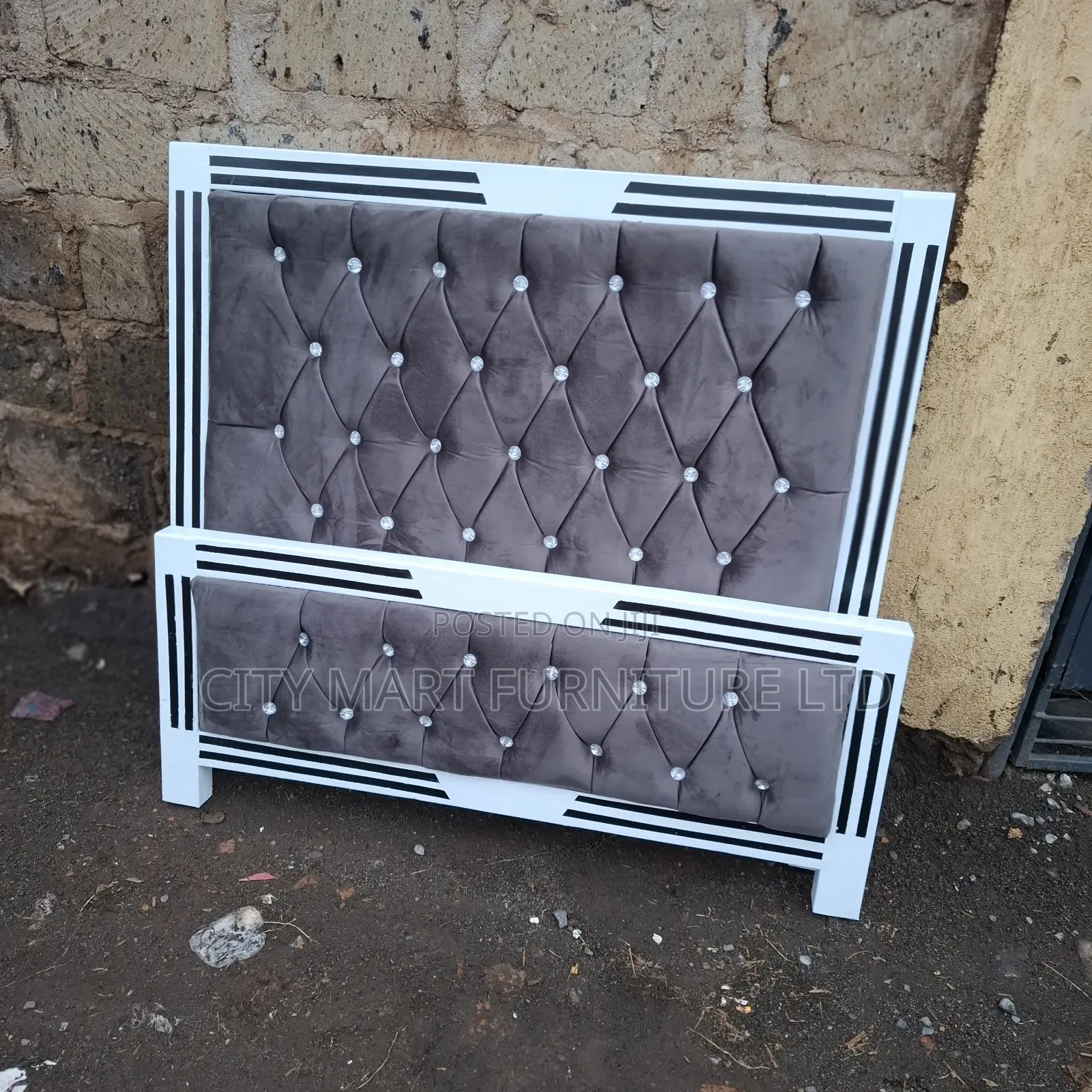 Airlux Modern Mocket Beds on Offer!