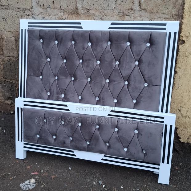 Smoothy Modern Mocket Beds on Offer!