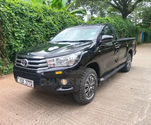 Toyota Hilux 2019 Black