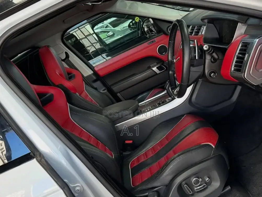Land Rover Range Rover Sport SVR 2018 Pearl