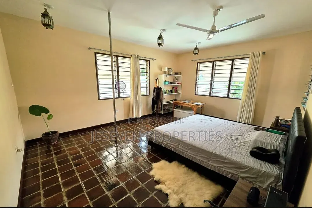 4bdrm Villa in Diani for sale