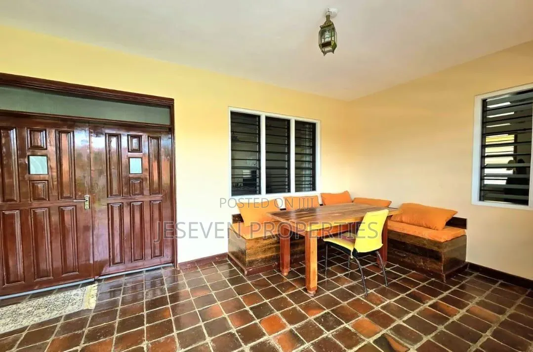 4bdrm Villa in Diani for sale