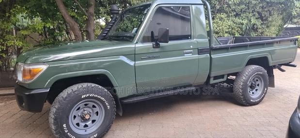 Land Cruiser