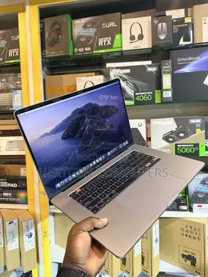 Laptop Apple MacBook Pro 2019 16GB Intel Core i7 SSD 512GB