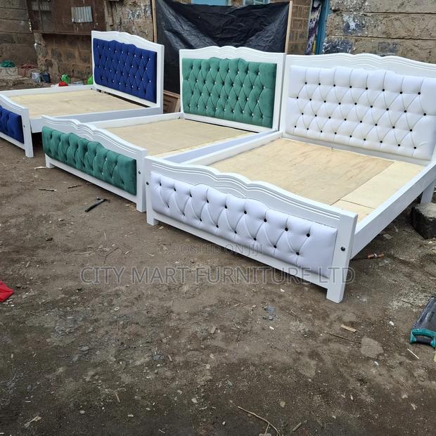 Luxen Modern Mountain Mocket Beds on Offer!