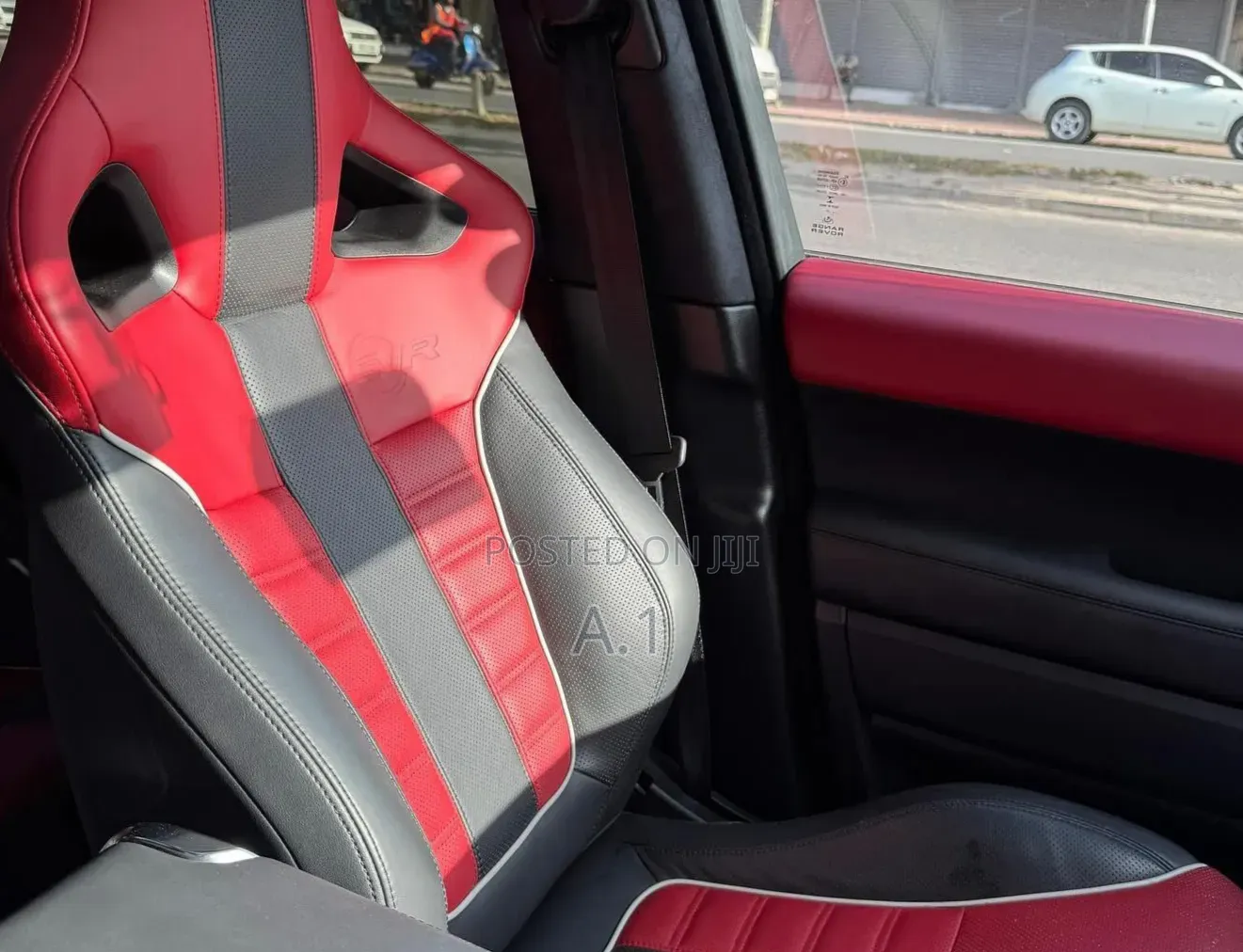Land Rover Range Rover Sport SVR 2019 Black