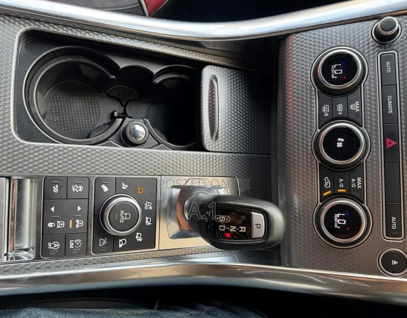 Land Rover Range Rover Sport SVR 2019 Black