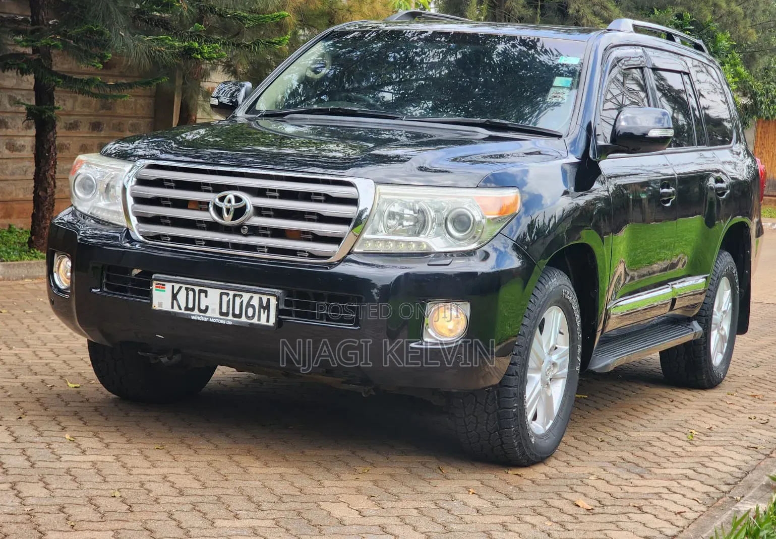 Toyota Land Cruiser 4.5 V8 DSL 2013 Black