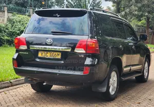 Toyota Land Cruiser 4.5 V8 DSL 2013 Black
