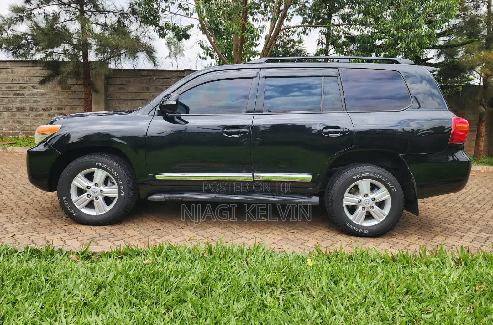 Toyota Land Cruiser 4.5 V8 DSL 2013 Black