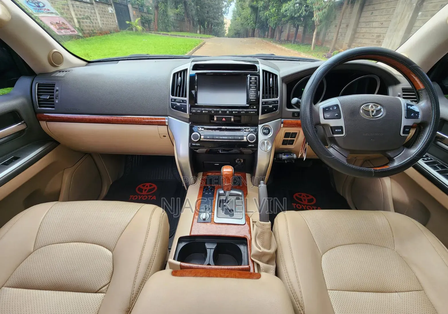 Toyota Land Cruiser 4.5 V8 DSL 2013 Black