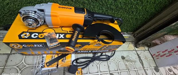 Industrial 9" 2600w Angle Grinder