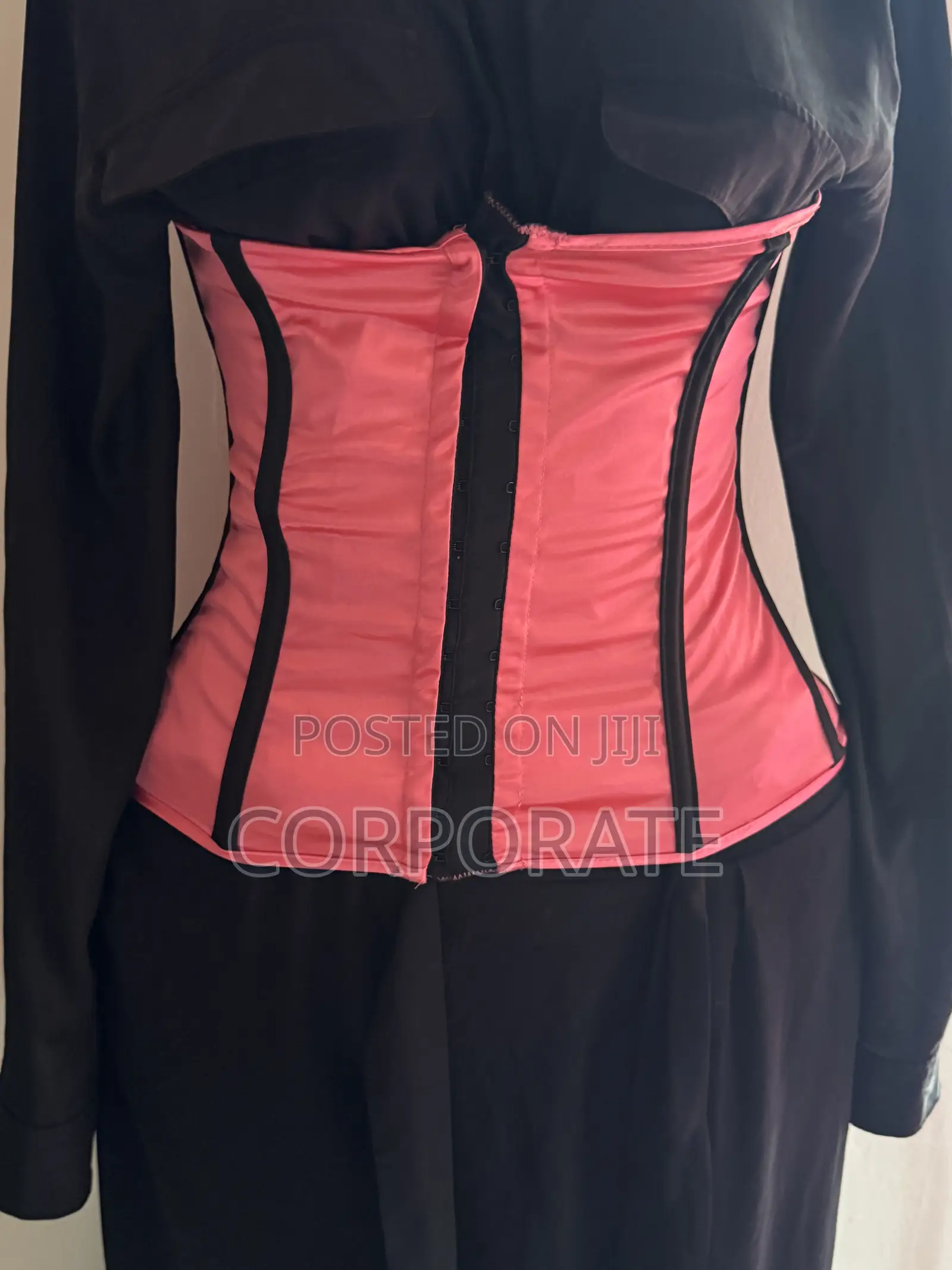 Corset Underburst