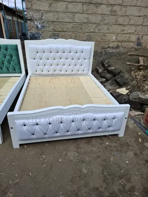 Veluxe Modern Mountain 3 by 6 Mocket Beds on Offer!