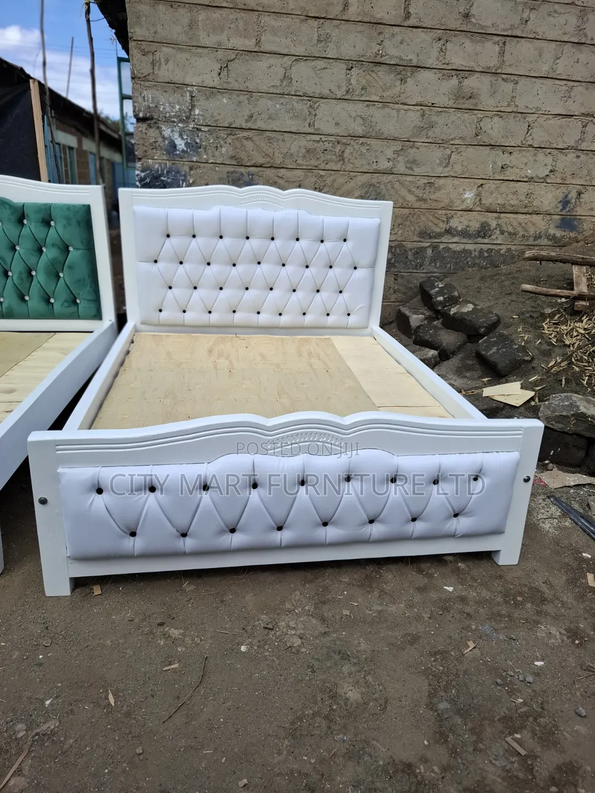 Cozyra Modern Mountain 3 by 6 Mocket Beds on Offer!