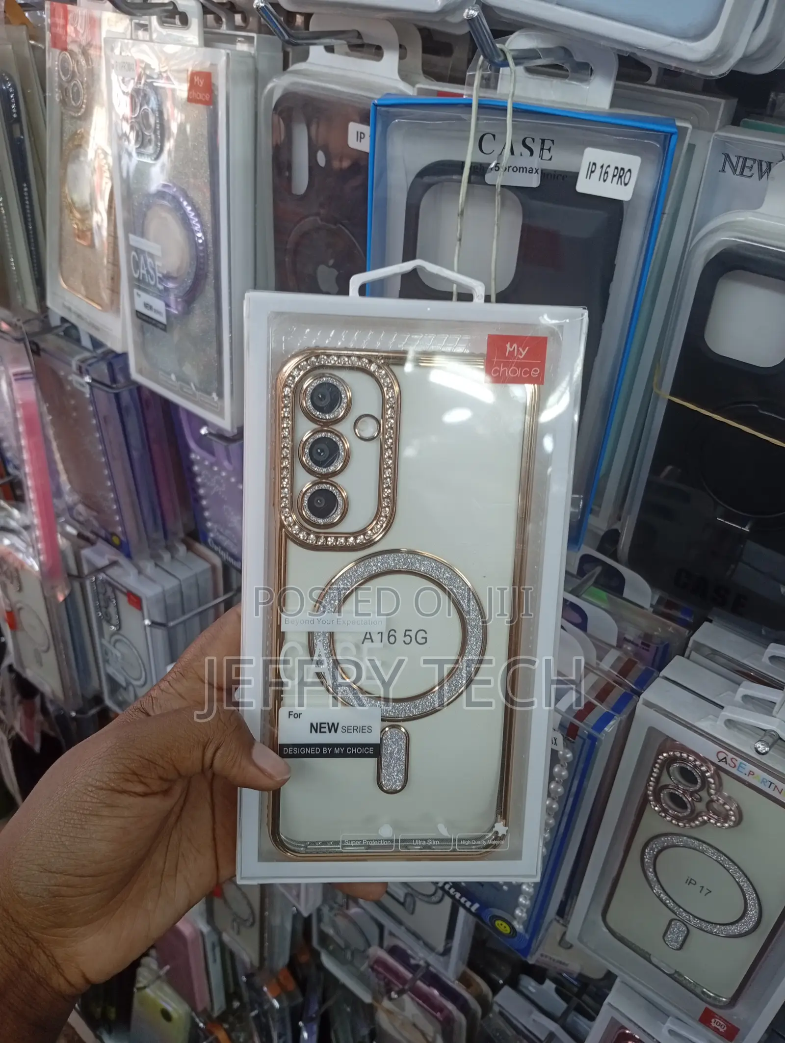 Metallic Gold and Glitter Phone Case for the Samsung Galaxy A16 5g.