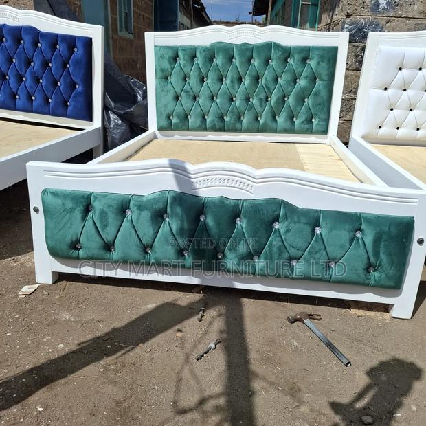 Sleekana Modern Mountain Mocket Beds on Offer!