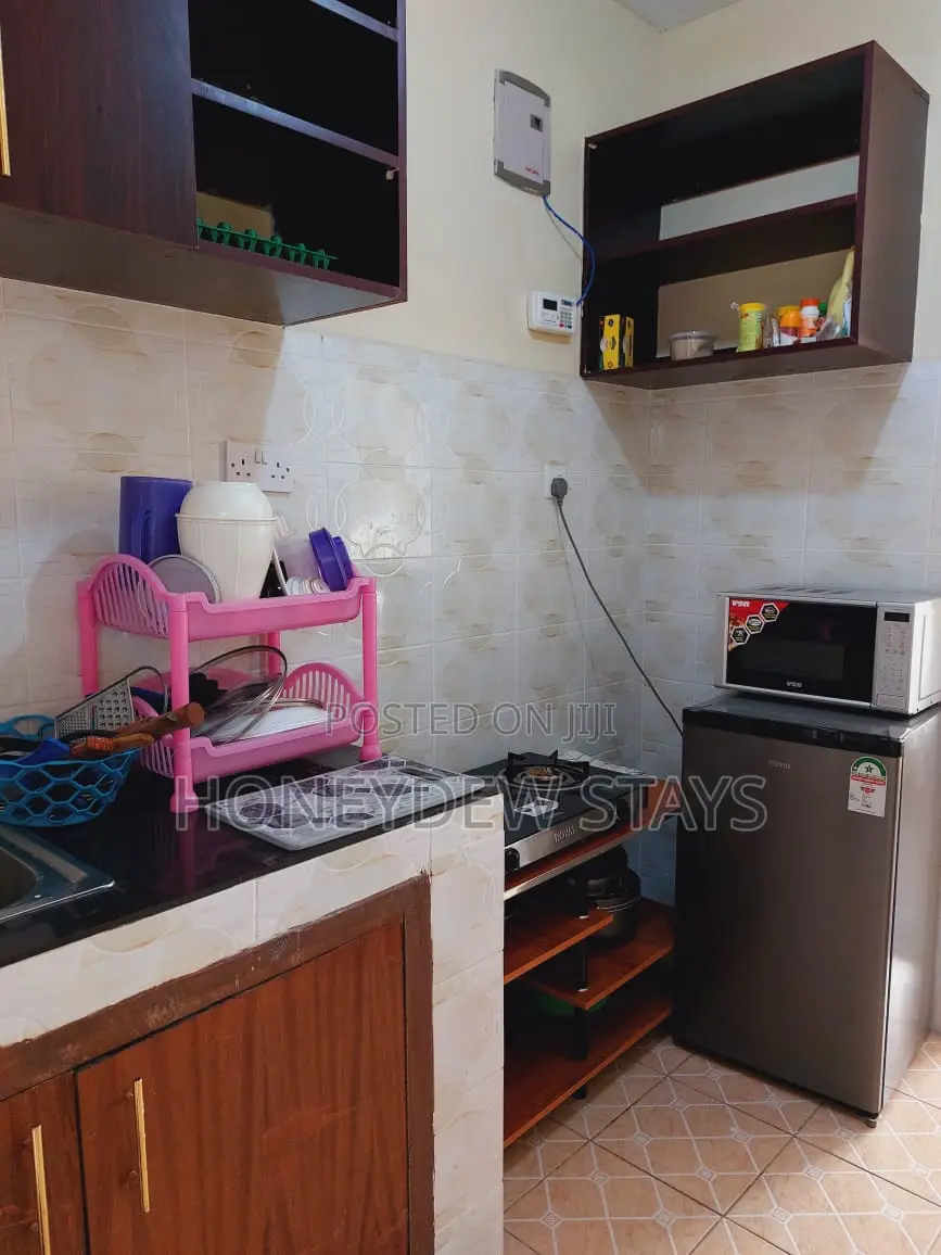 Spacious Furnished Studio in Kitengela Balozi Road With Fast Wifi