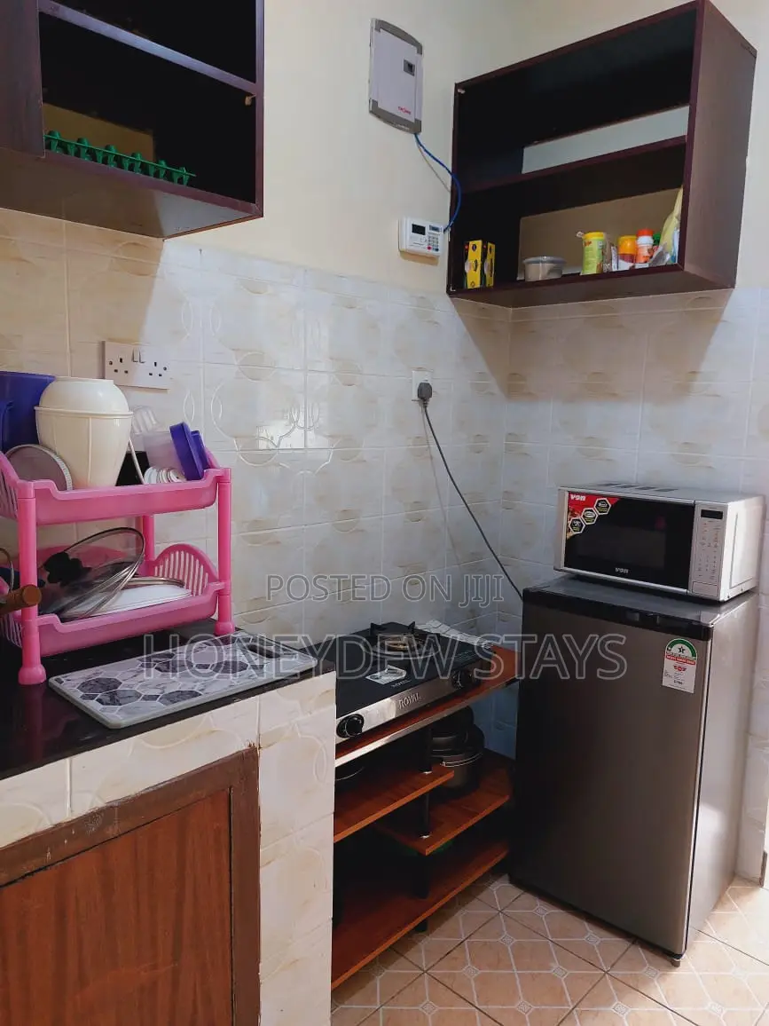 Spacious Furnished Studio in Kitengela Balozi Road With Fast Wifi