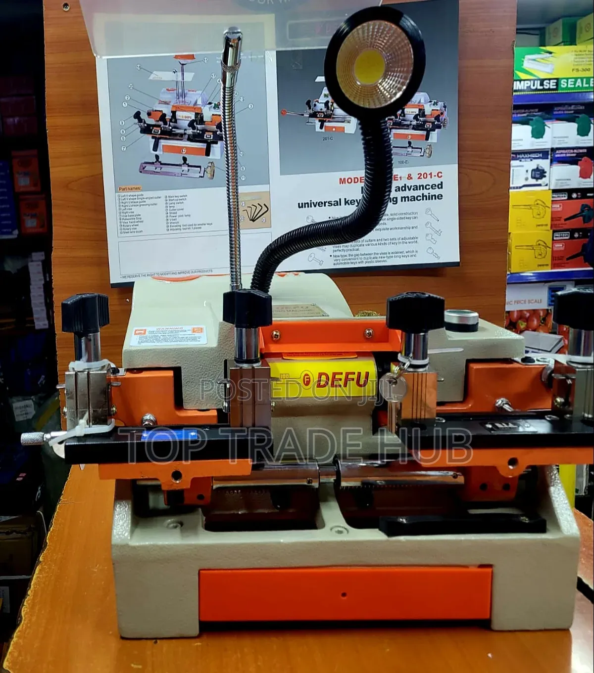 Universal Key Cutting Machine (Defu)