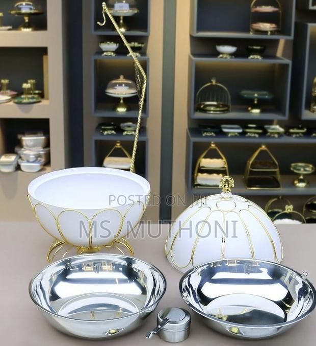8l Luxury Egg-Shaped Buffet Chafing Dish With a Hanging Golden Rack