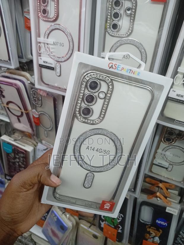 Case Partner" Brand, Silver Rhinestone-Decorated Magnetic Phone Case - thumbnail 2