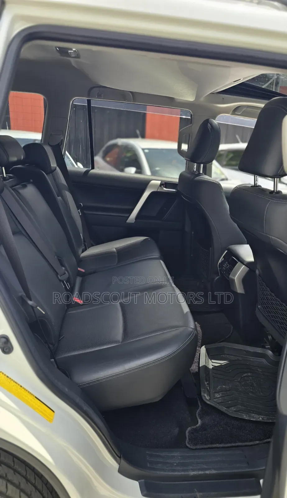 Toyota Land Cruiser Prado 2019 White