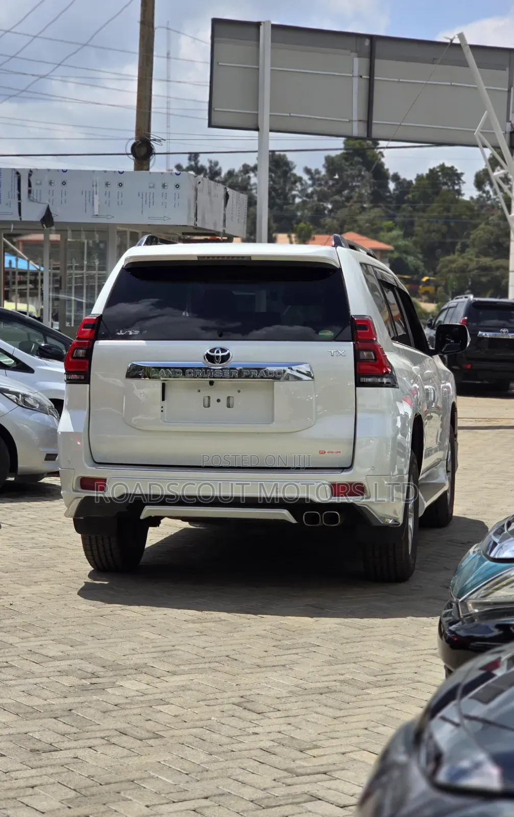 Toyota Land Cruiser Prado 2019 White