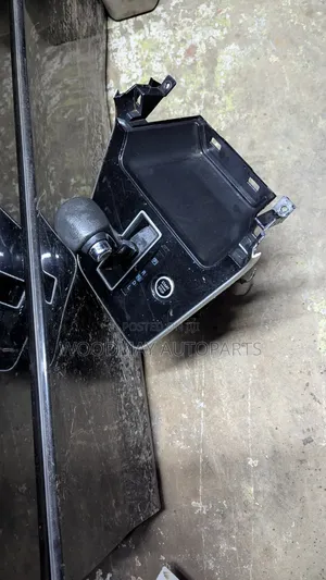Nissan Serena 2018 Gear Selector Lever
