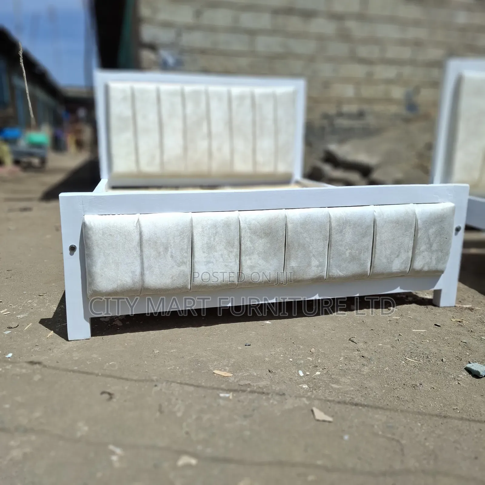 Crisp Modern Mocket Beds on Offer!