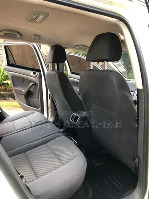 Volkswagen Golf 2010 White