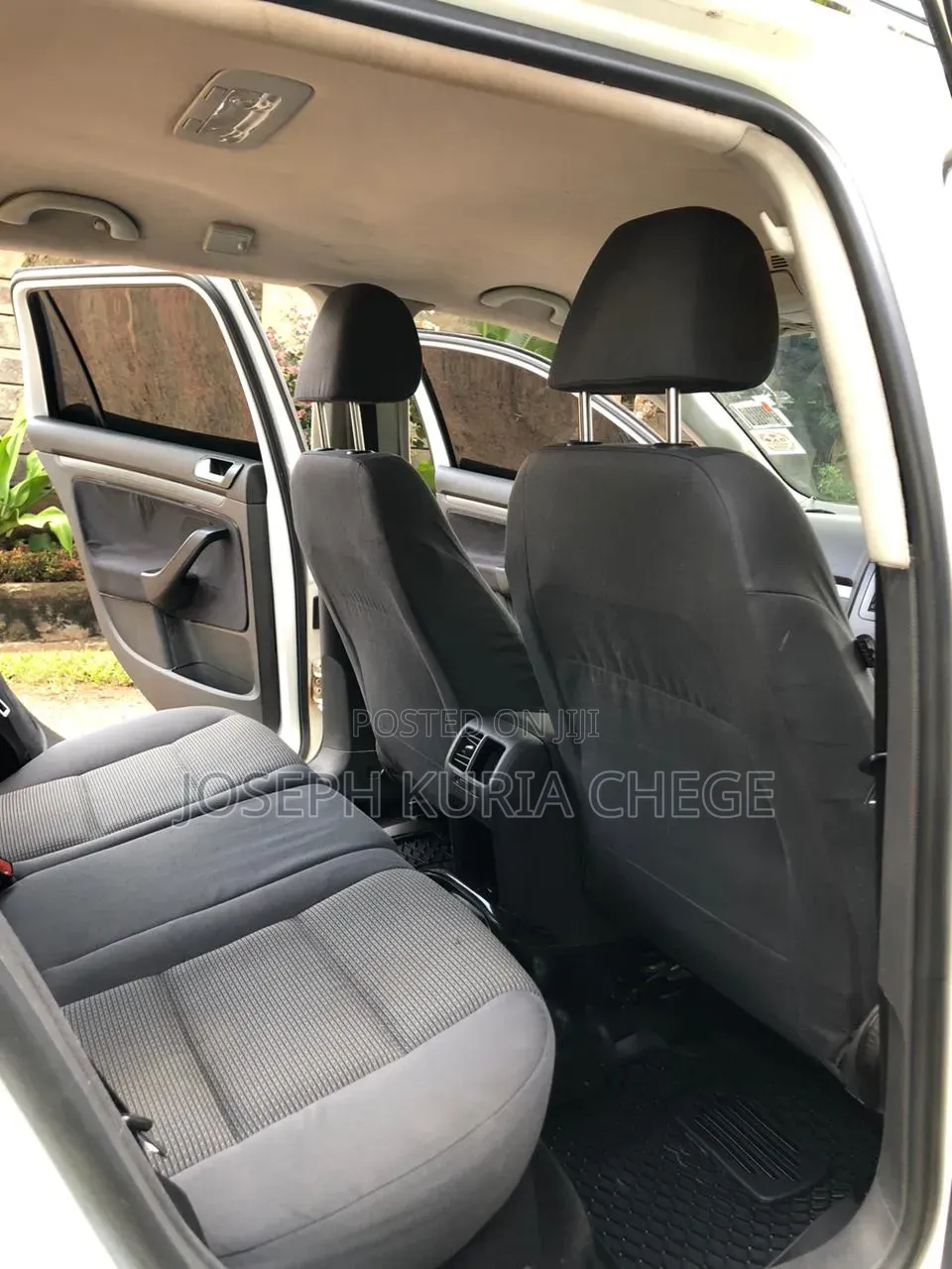 Volkswagen Golf 2010 White