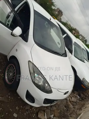 Mazda Demio 2017 White