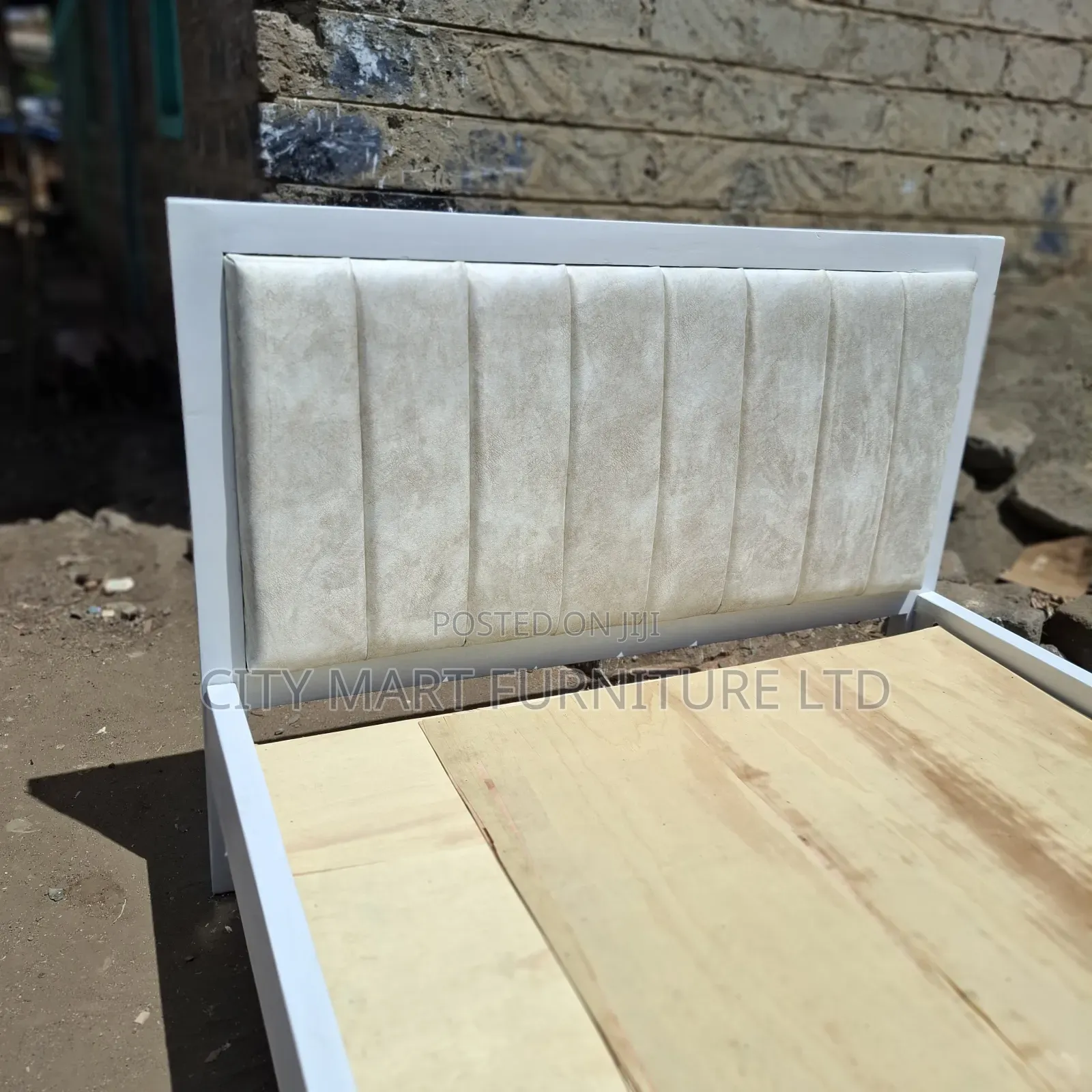 Tidy Modern Mocket Beds on Offer!