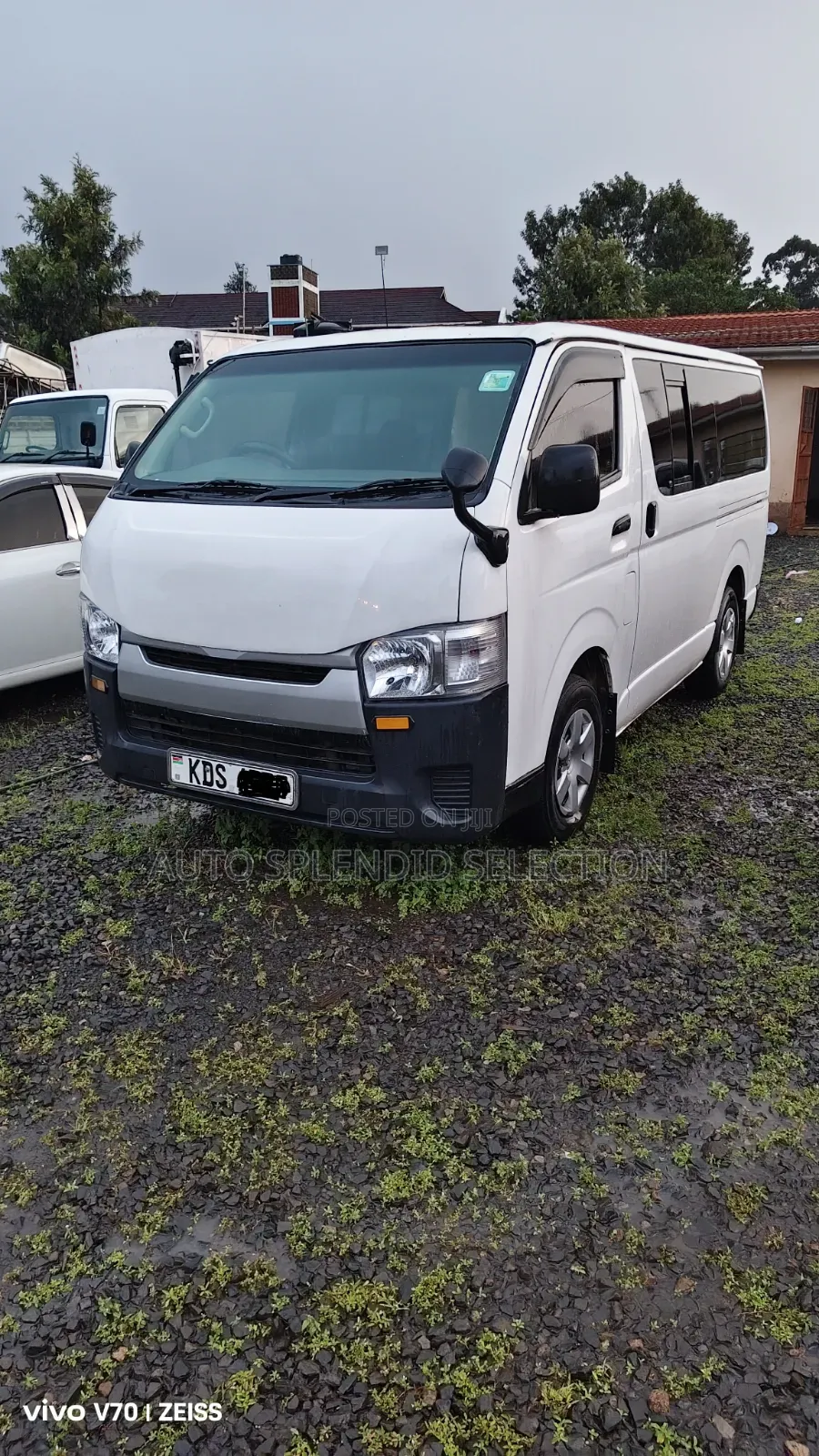 Toyota HiAce 2018 White