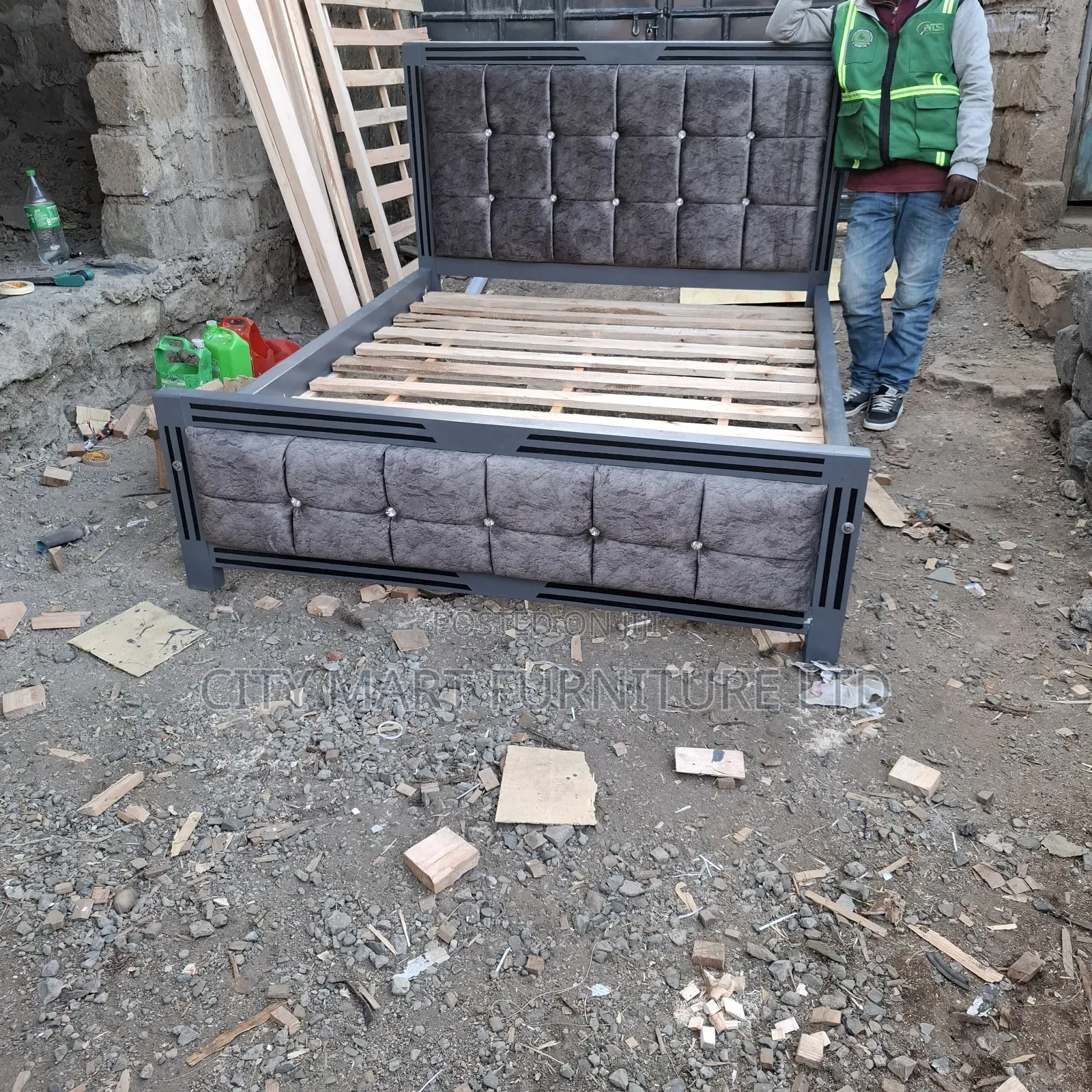 Smart Modern Mocket Beds on Offer!