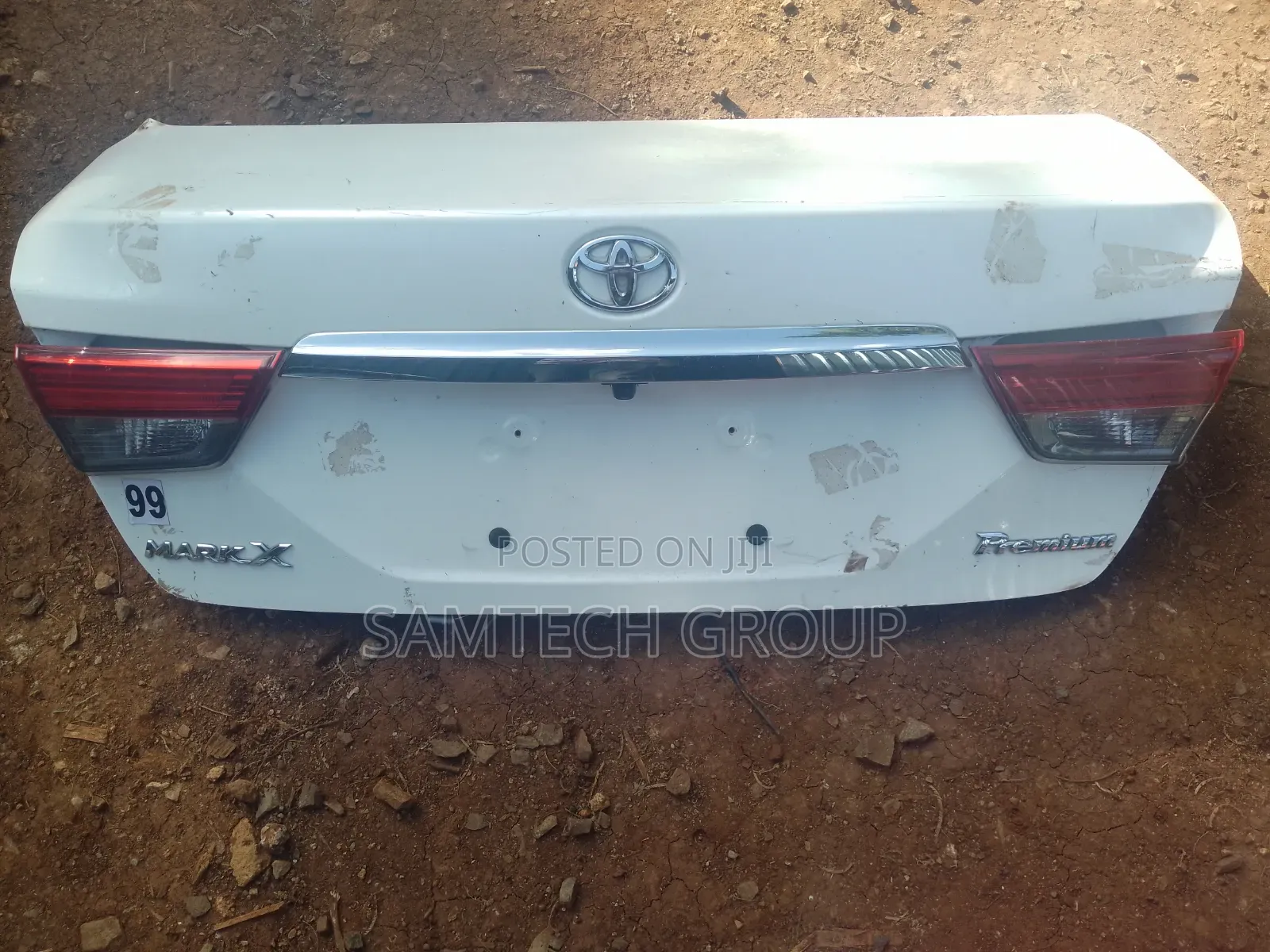 Toyota Mark X Boot X-Japan Import