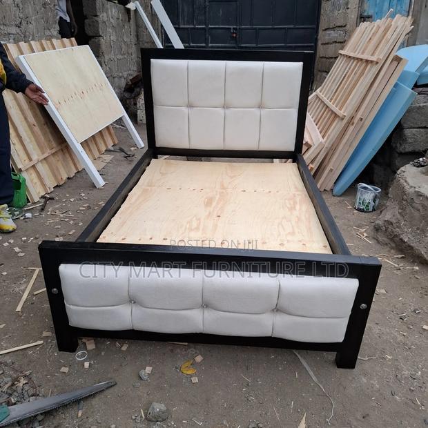 Airy Modern Mocket Beds on Offer!