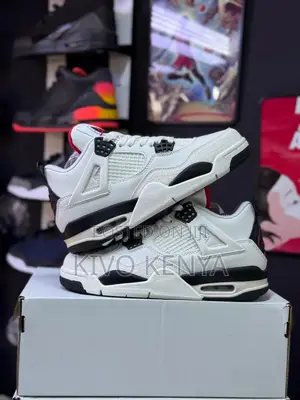 Nike Air Jordan 4 Retro "Flight Club"