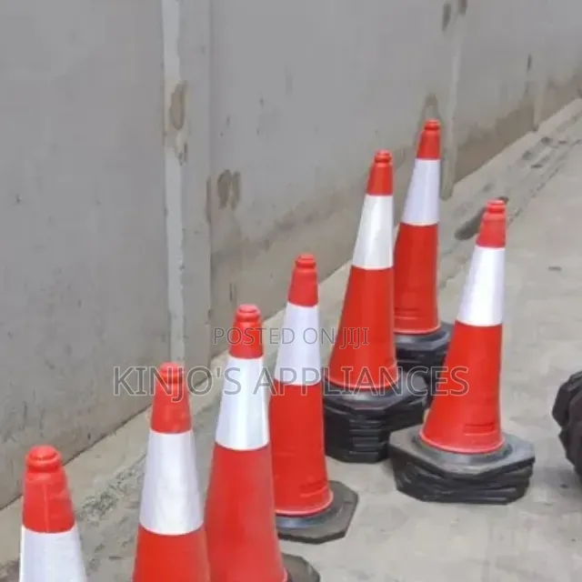 Safety Cones 75cm / Road Safety