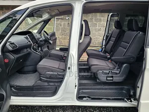 Nissan Serena 2020 White