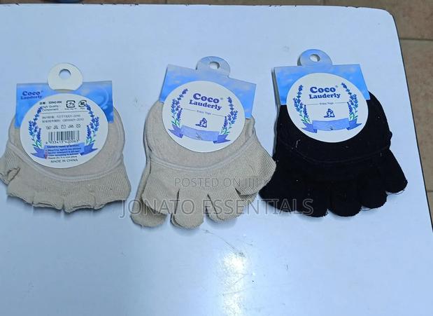 Forefoot Pads Five-toe Separator Metatarsal Cushion Socks - thumbnail 2
