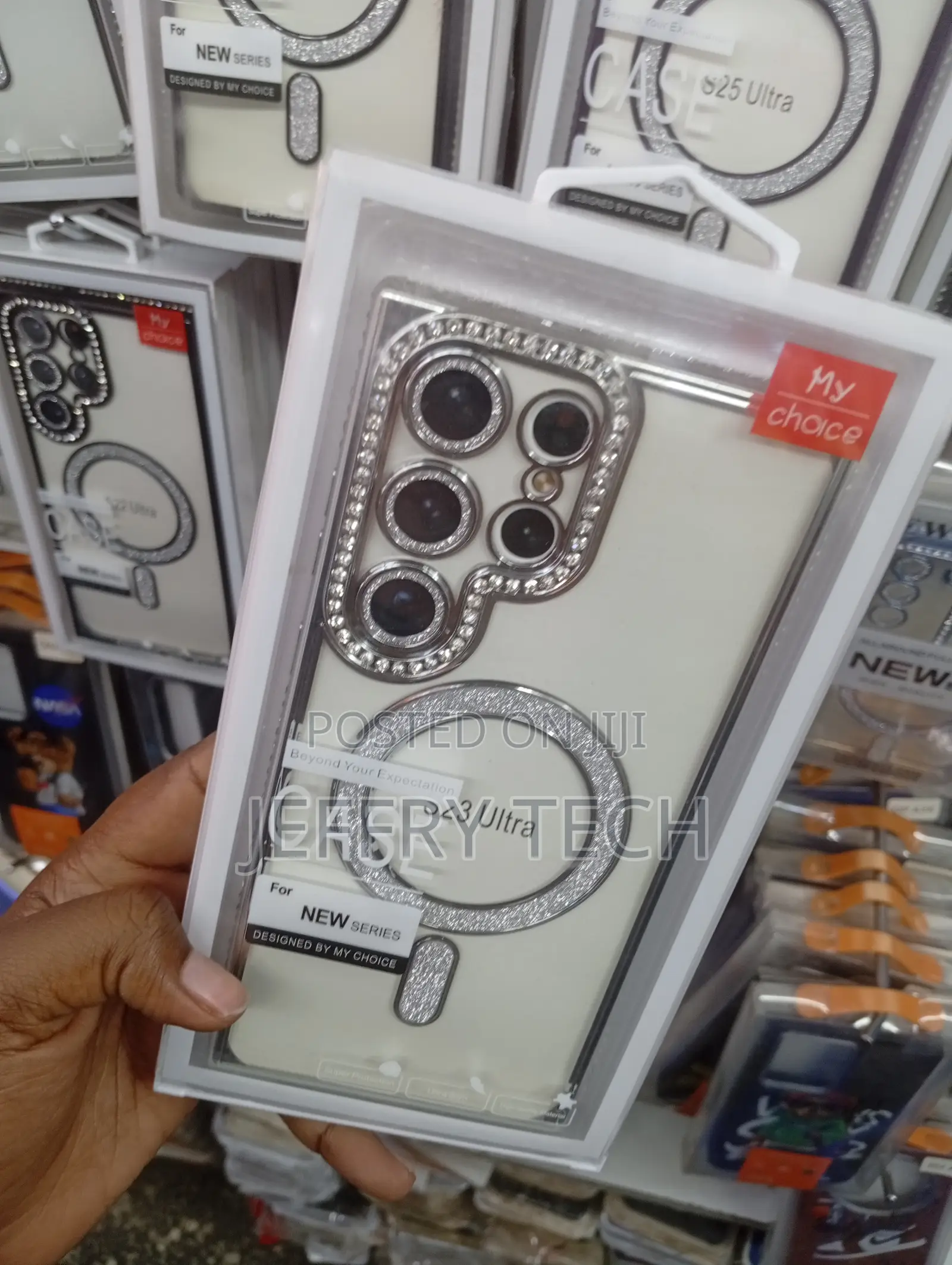 Silver Diamond Magnetic Phone Case for a Samsung Galaxy S23 Ultra.