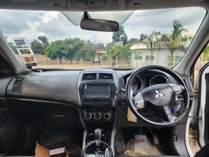 Mitsubishi RVR 2.0 2012 White