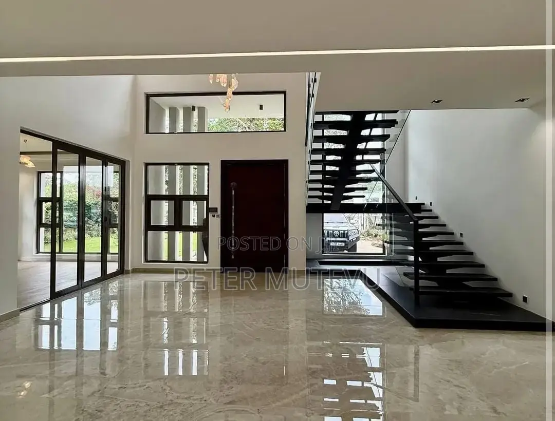 5bdrm House in Hardy for sale