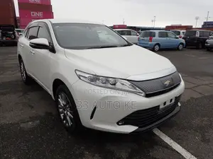 Toyota Harrier 2.0 2019 White