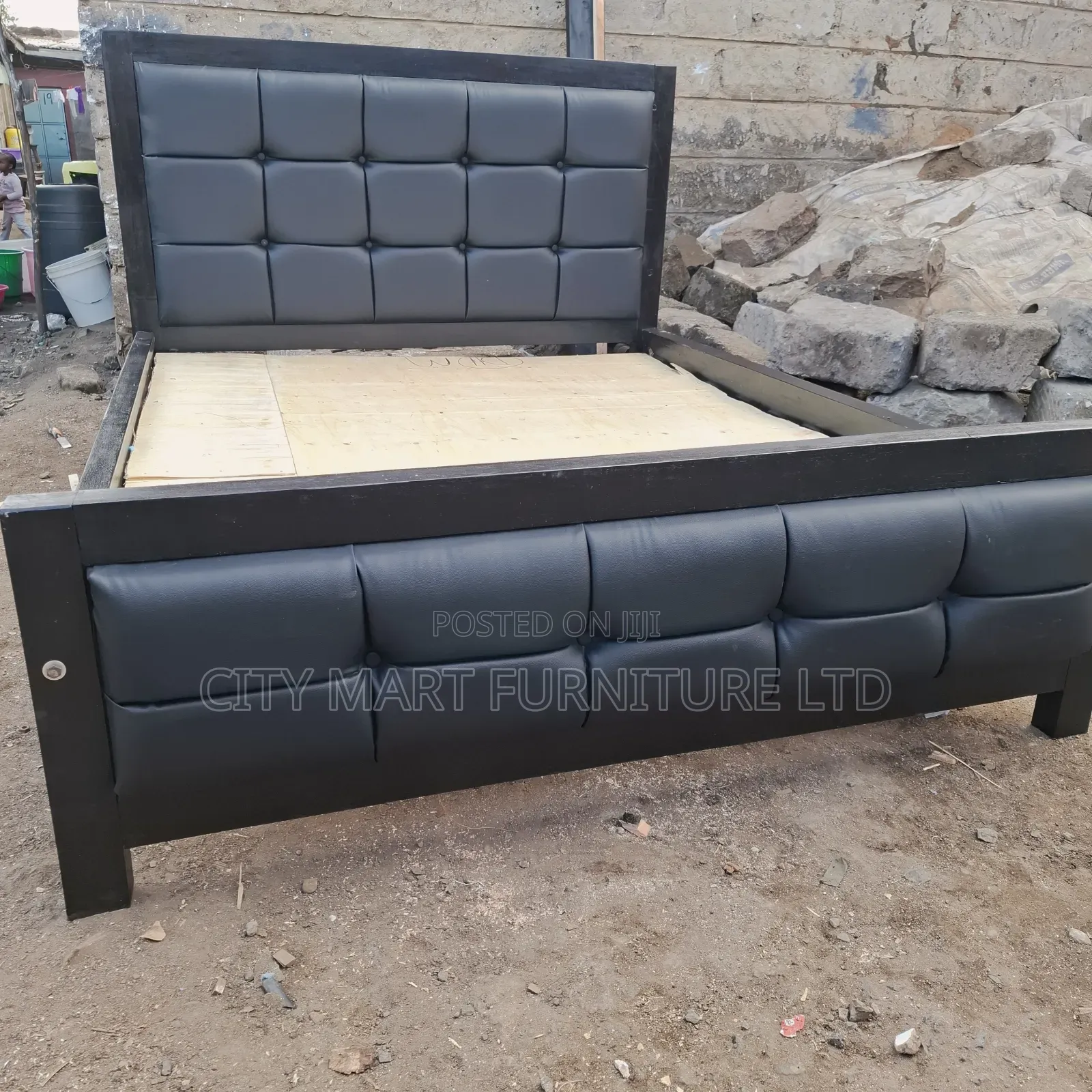 Beatiful Modern Mocket Beds on Offer!