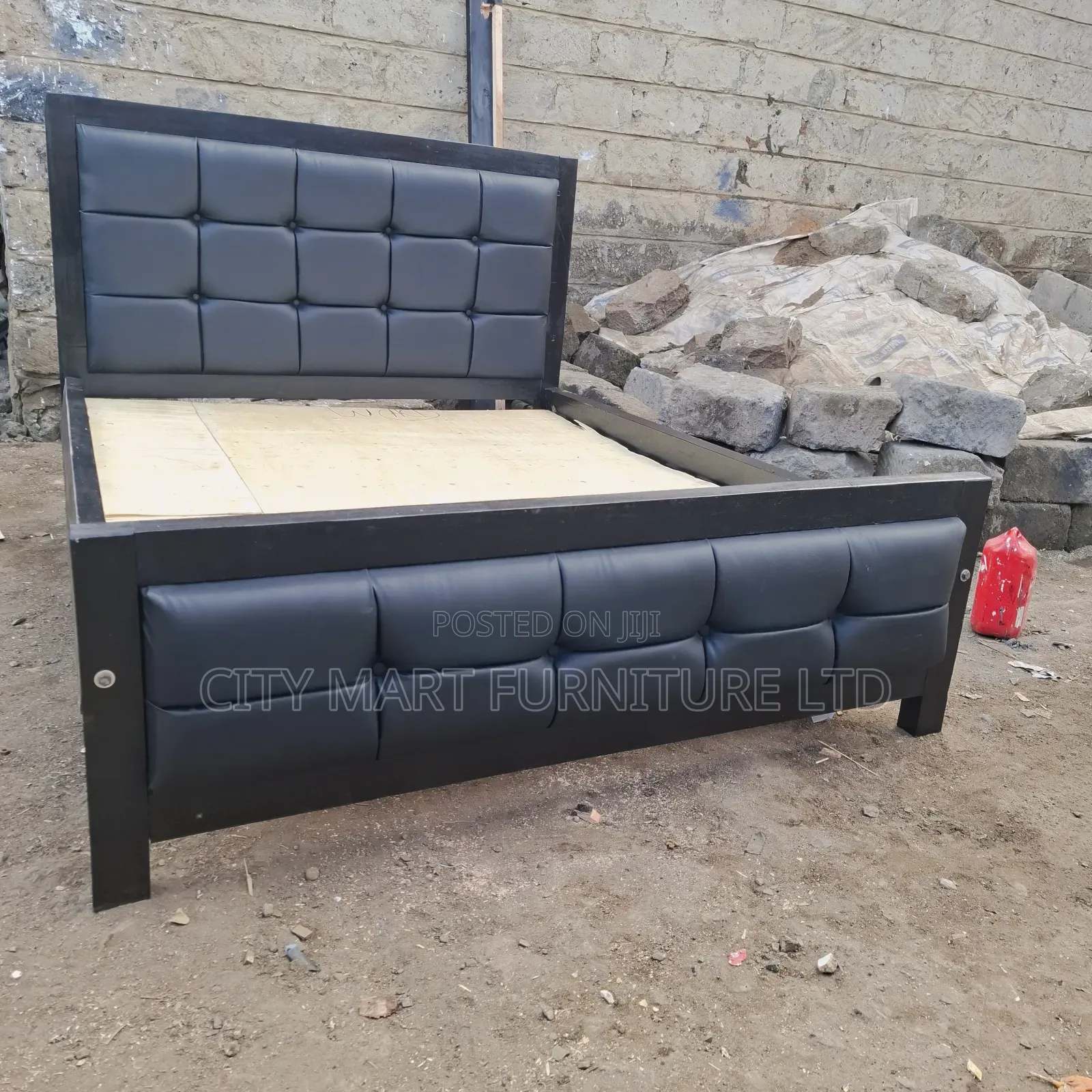 Timeless Modern Mocket Beds on Offer!